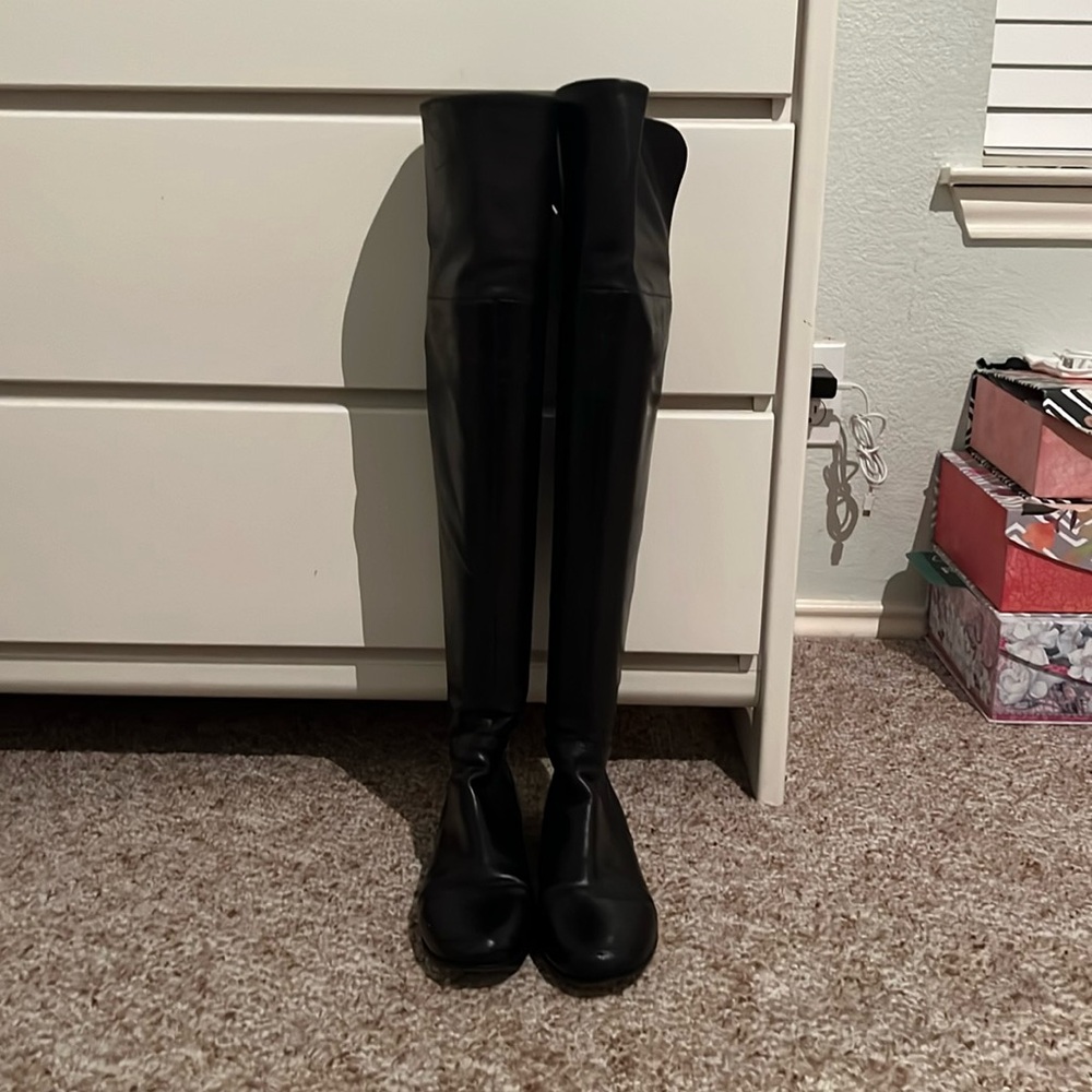 Beautiful real black leather over the knee Vera Wang leather boots
